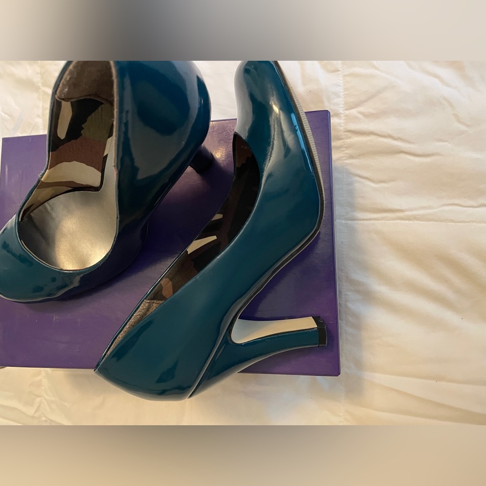 Madden Girl pumps - Picture 2 of 4